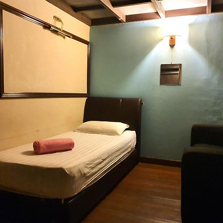 Travel Hub Highstreet Hostel Kuala Lumpur Luaran gambar