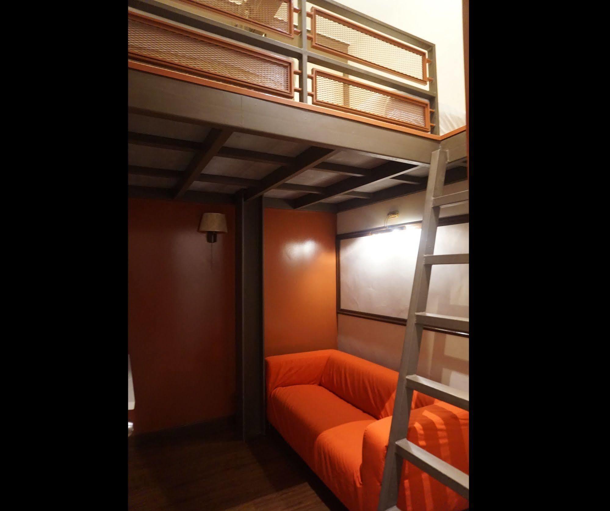 Travel Hub Highstreet Hostel Kuala Lumpur Luaran gambar