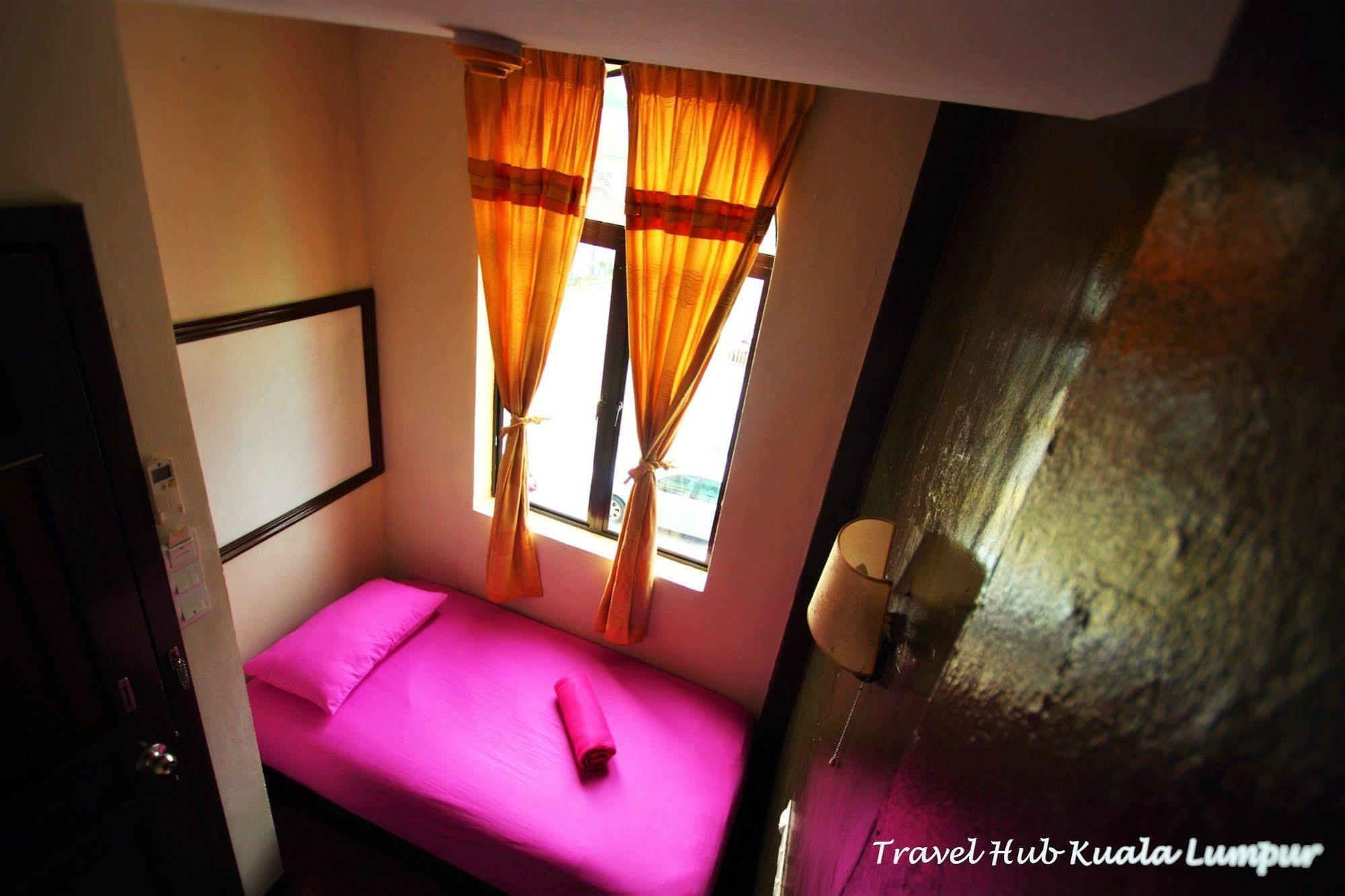 Travel Hub Highstreet Hostel Kuala Lumpur Luaran gambar