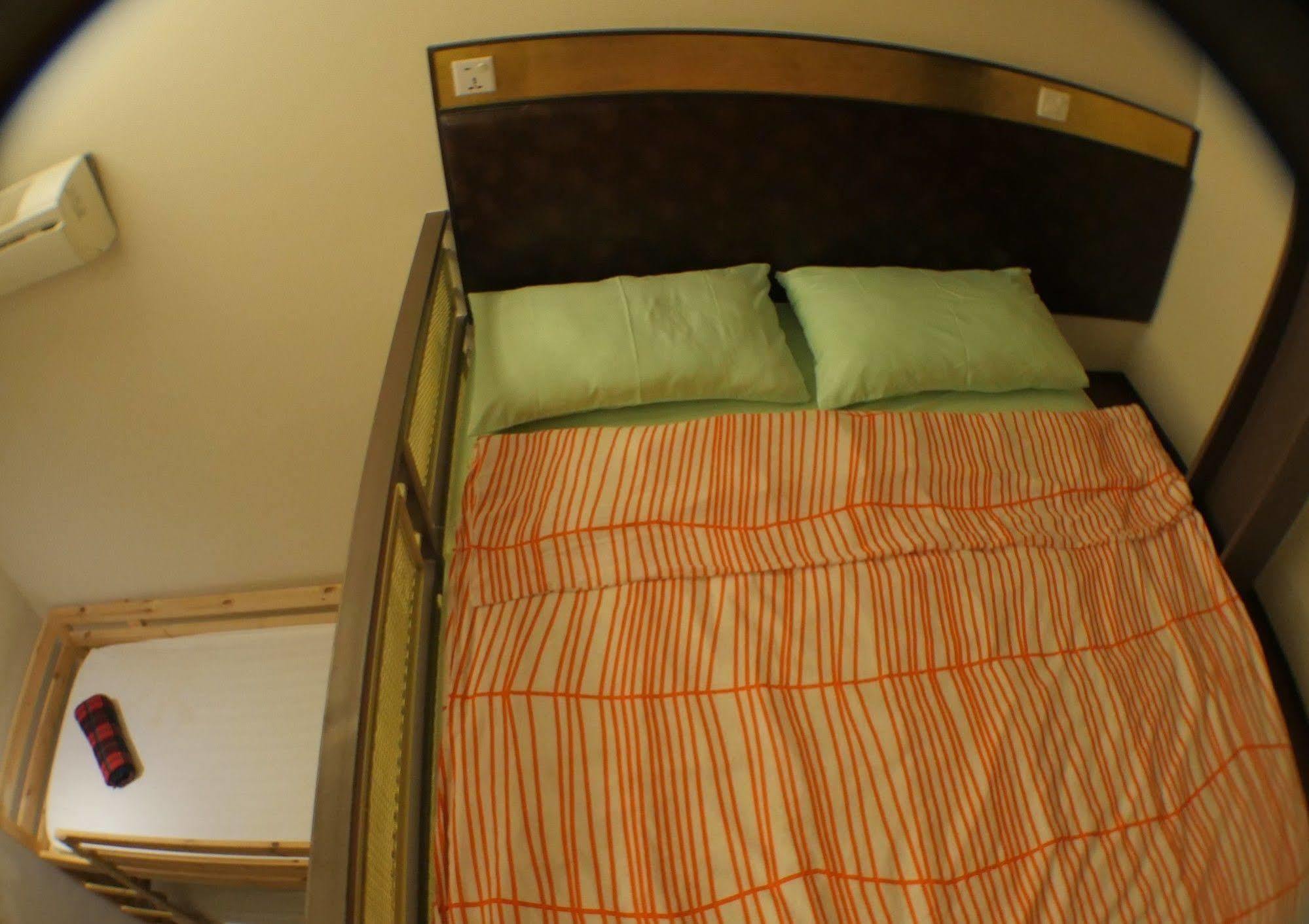 Travel Hub Highstreet Hostel Kuala Lumpur Luaran gambar