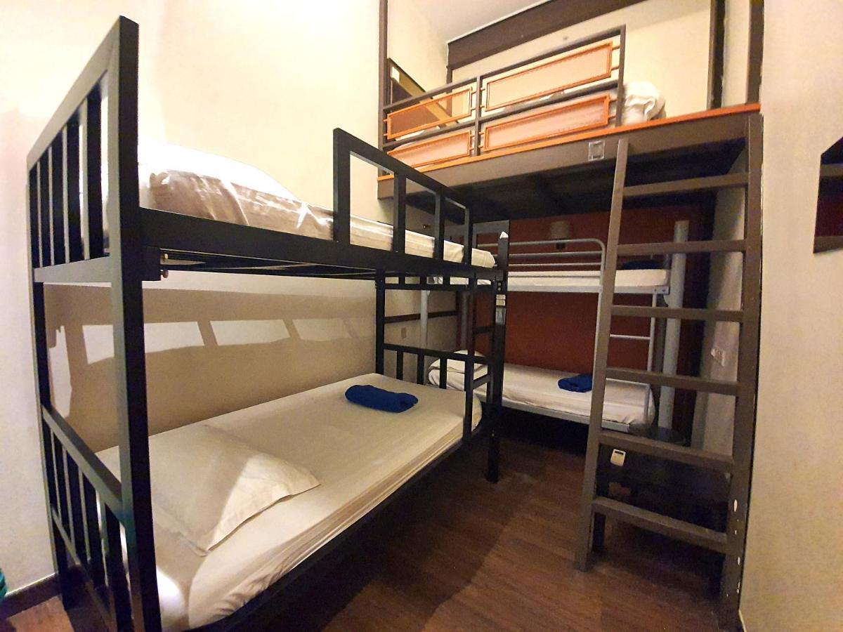 Travel Hub Highstreet Hostel Kuala Lumpur Luaran gambar
