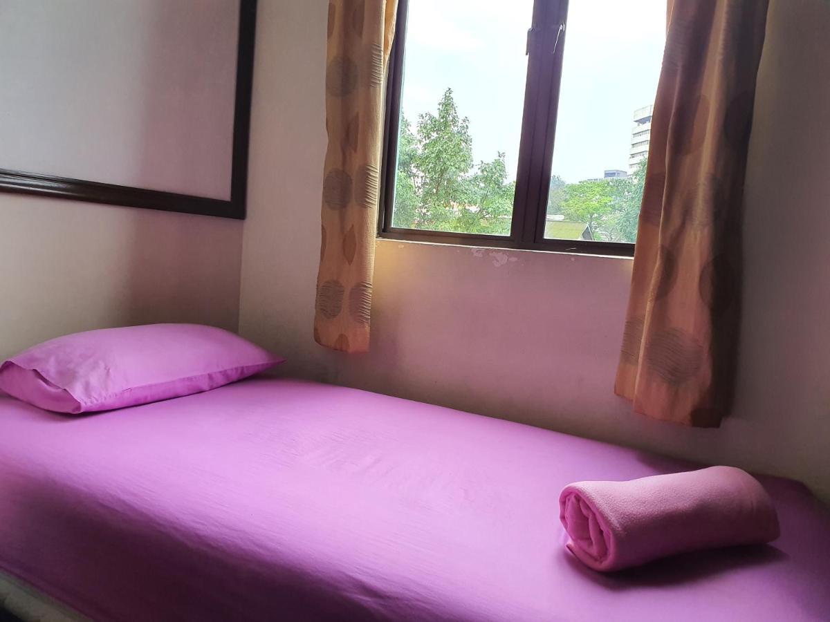 Travel Hub Highstreet Hostel Kuala Lumpur Luaran gambar